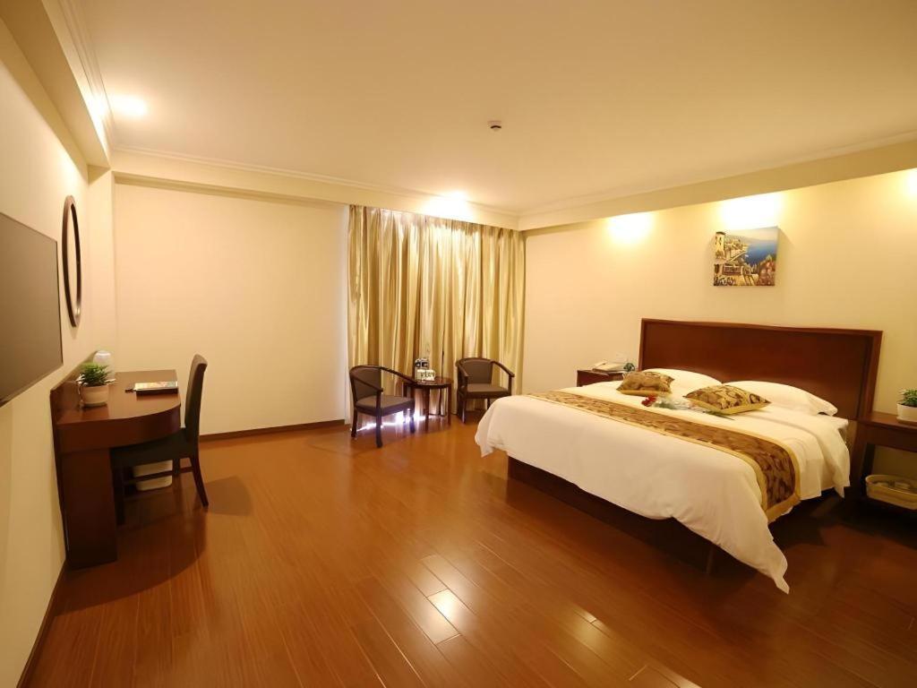 Greentree Inn Suzhou Industrial Zone Yangcheng Lake Weiting Mong Kok Express Hotel Dış mekan fotoğraf