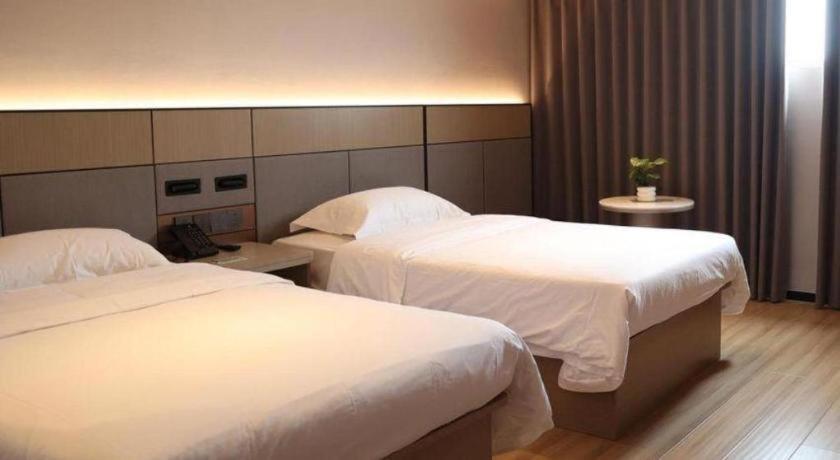 Greentree Inn Suzhou Industrial Zone Yangcheng Lake Weiting Mong Kok Express Hotel Dış mekan fotoğraf