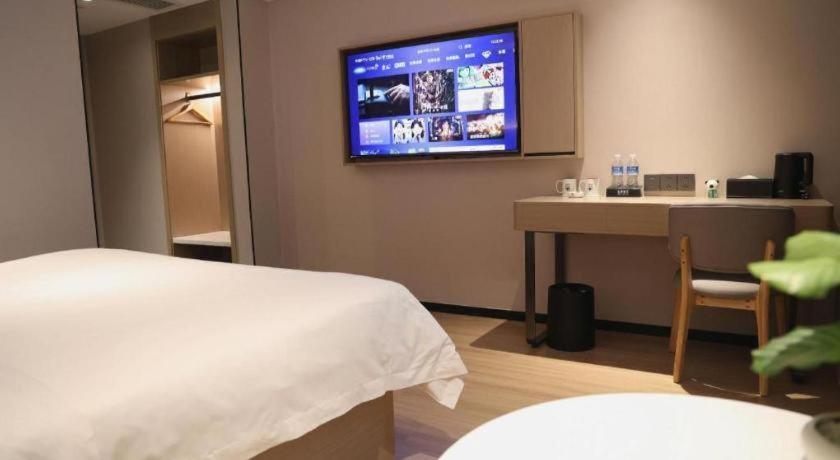 Greentree Inn Suzhou Industrial Zone Yangcheng Lake Weiting Mong Kok Express Hotel Dış mekan fotoğraf